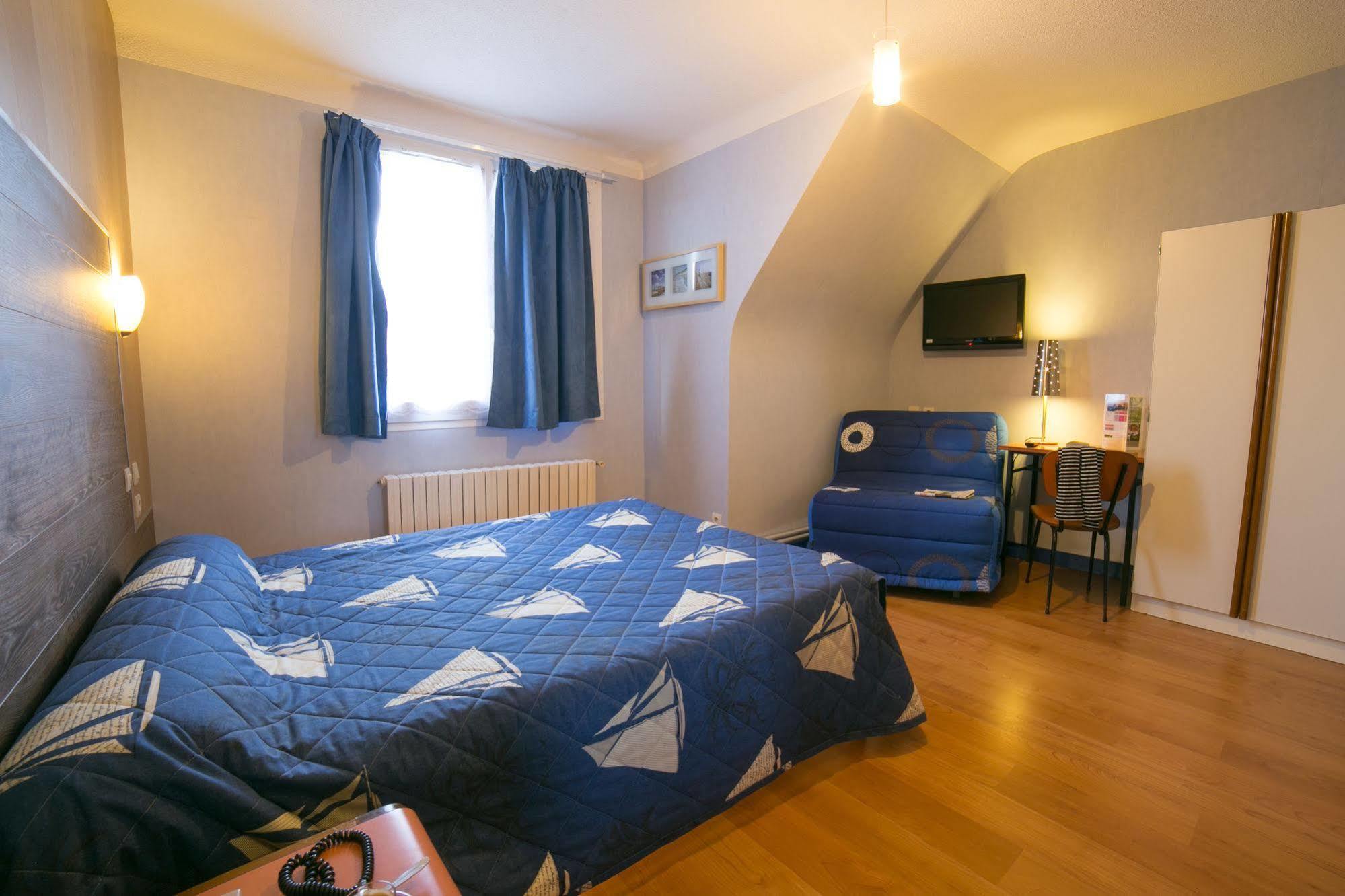Breizh Hotel Crach エクステリア 写真